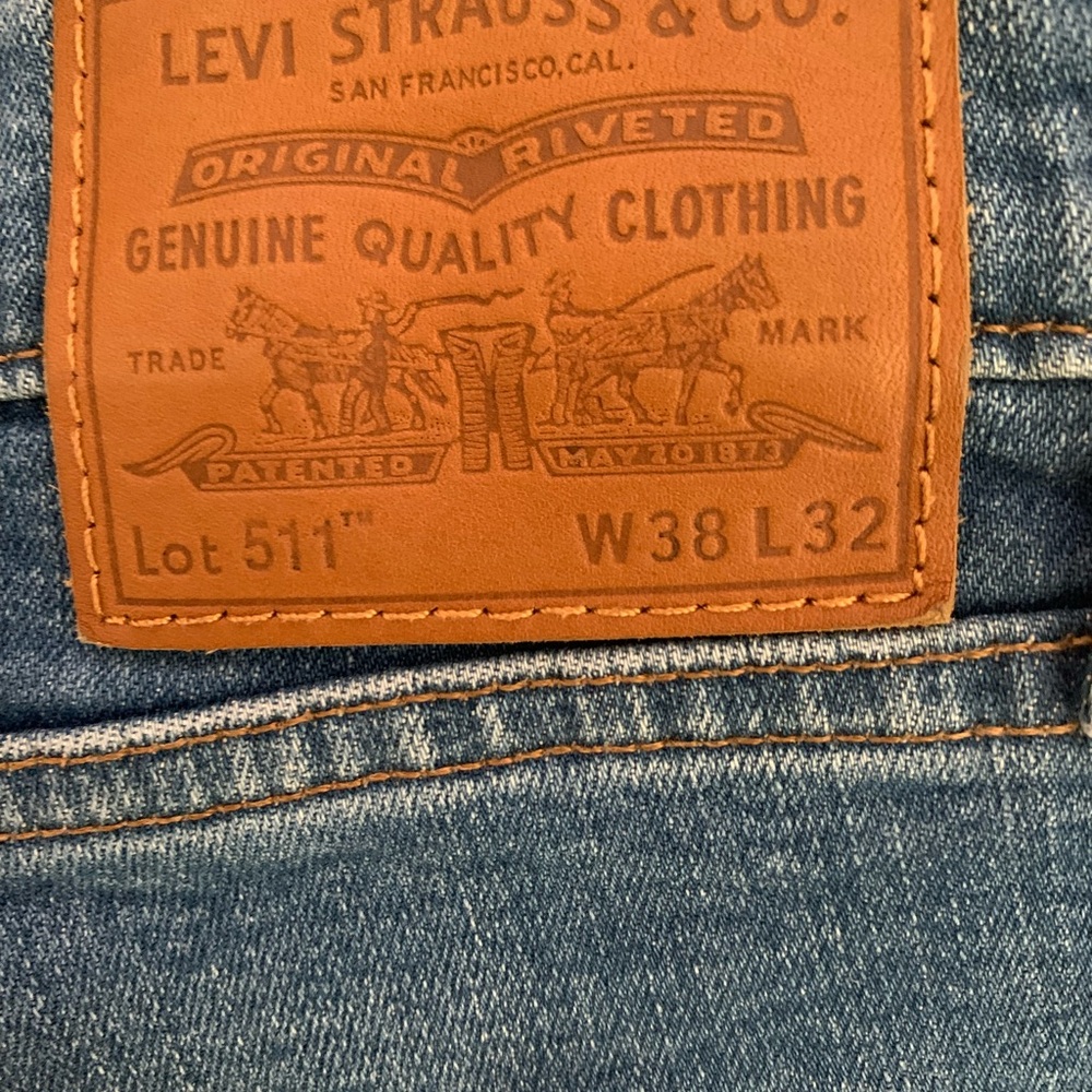 Levi's Slim Fit Blue Jeans